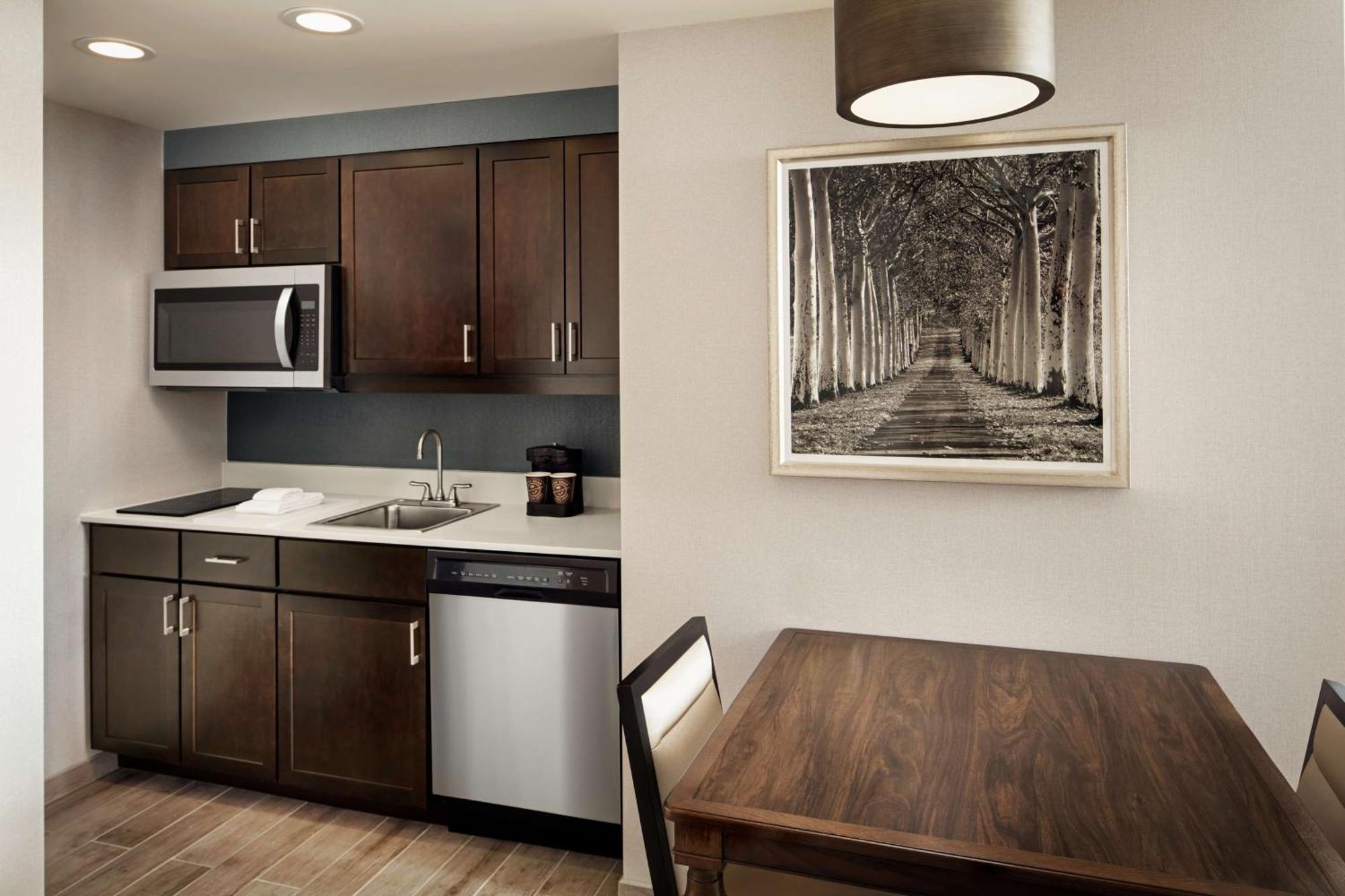 Homewood Suites By Hilton Teaneck Glenpointe Exterior foto